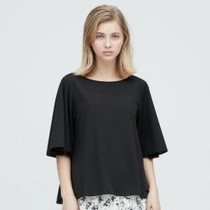 NWOT Uniqlo Crepe Jersey Half-Sleeve Shirt